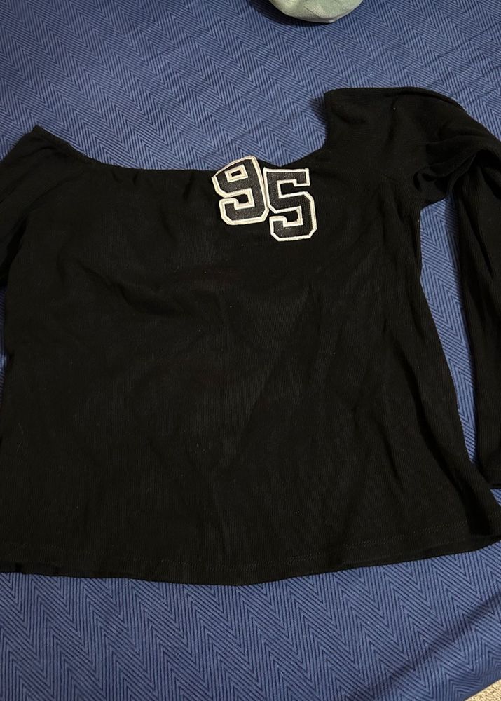 Black &#39;95&#39; Long Sleeve Top