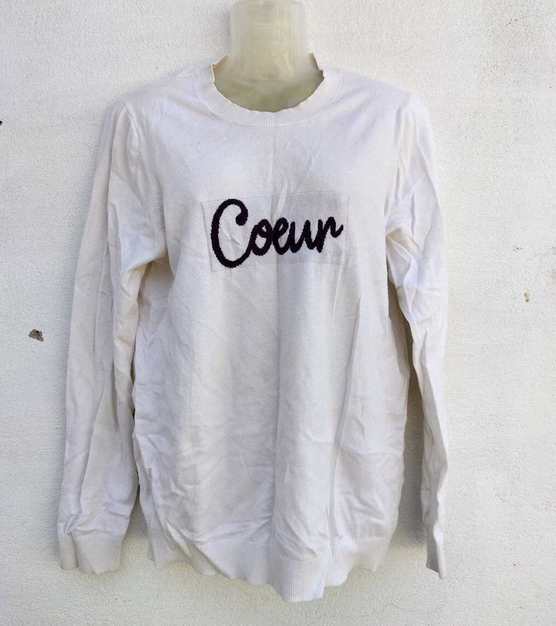 WHITE COREAN SWEATER