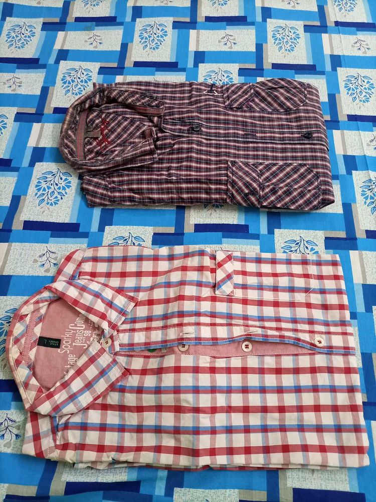 Buy 1 gate one free 🆓 Man checked Casual Shirt