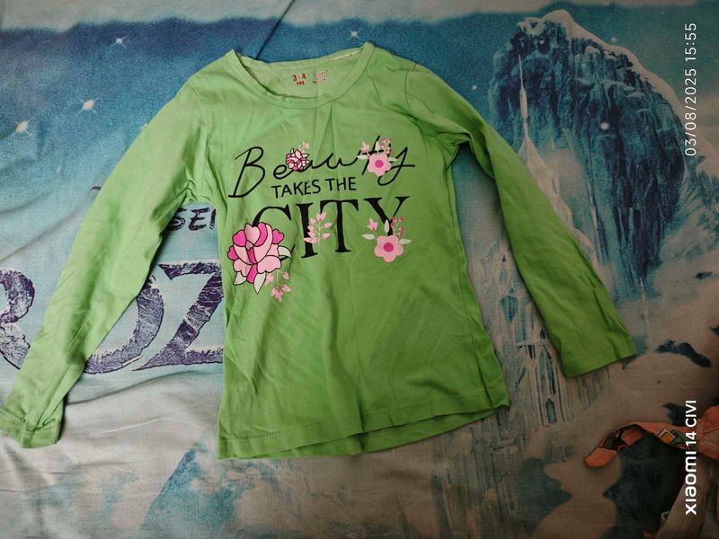 Rarely Used 3-4yr Girls Tshirts