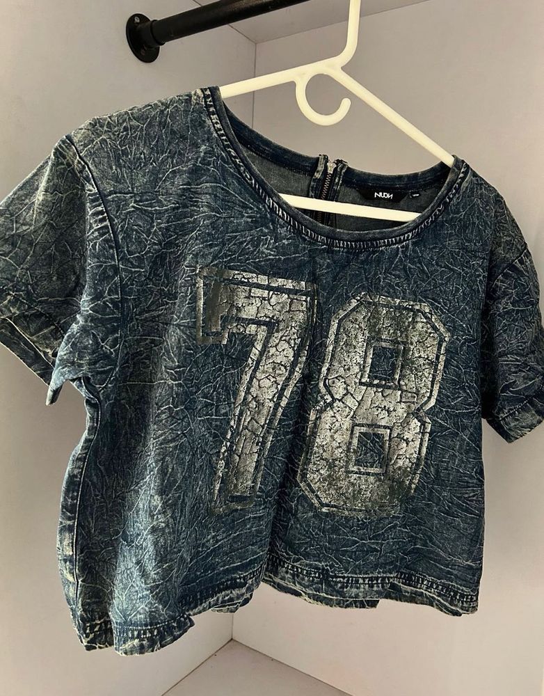 nuon Acid Wash Graphic Crop Top