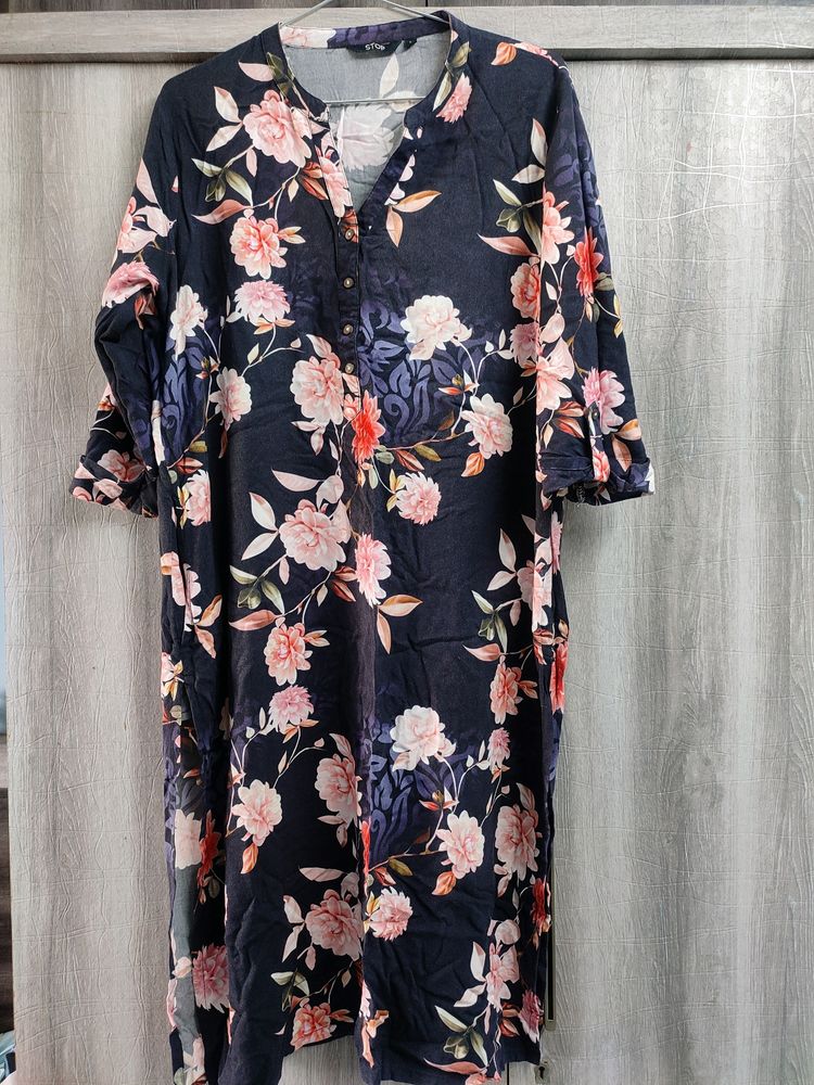 Floral Print Black Kurti