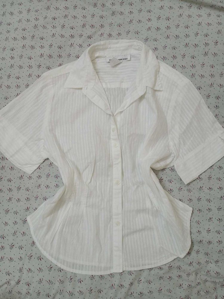 Off White Shirt 🌷🛍️