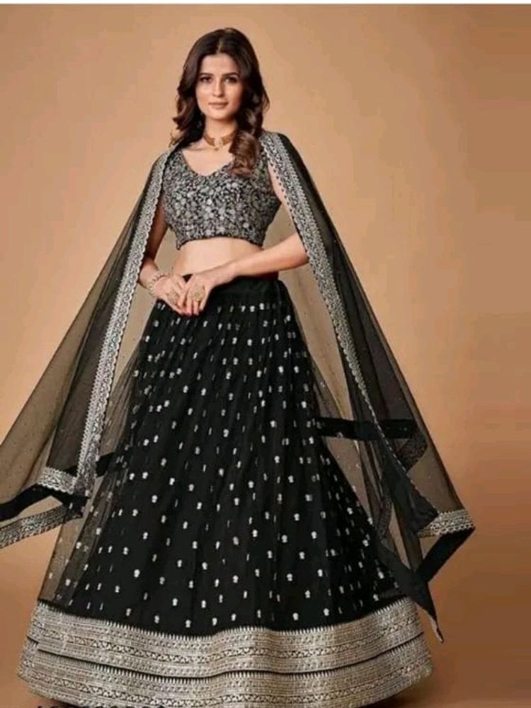New/Unused Embroiderd Semi Stitched Lehnga Set