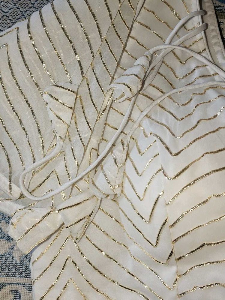 Elegant White &amp; Gold Blouse