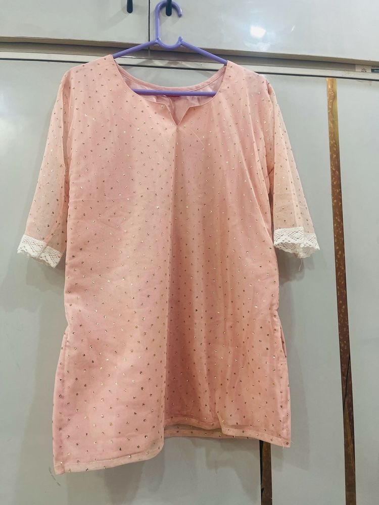 Peach Kurta with Lace Detail🌸