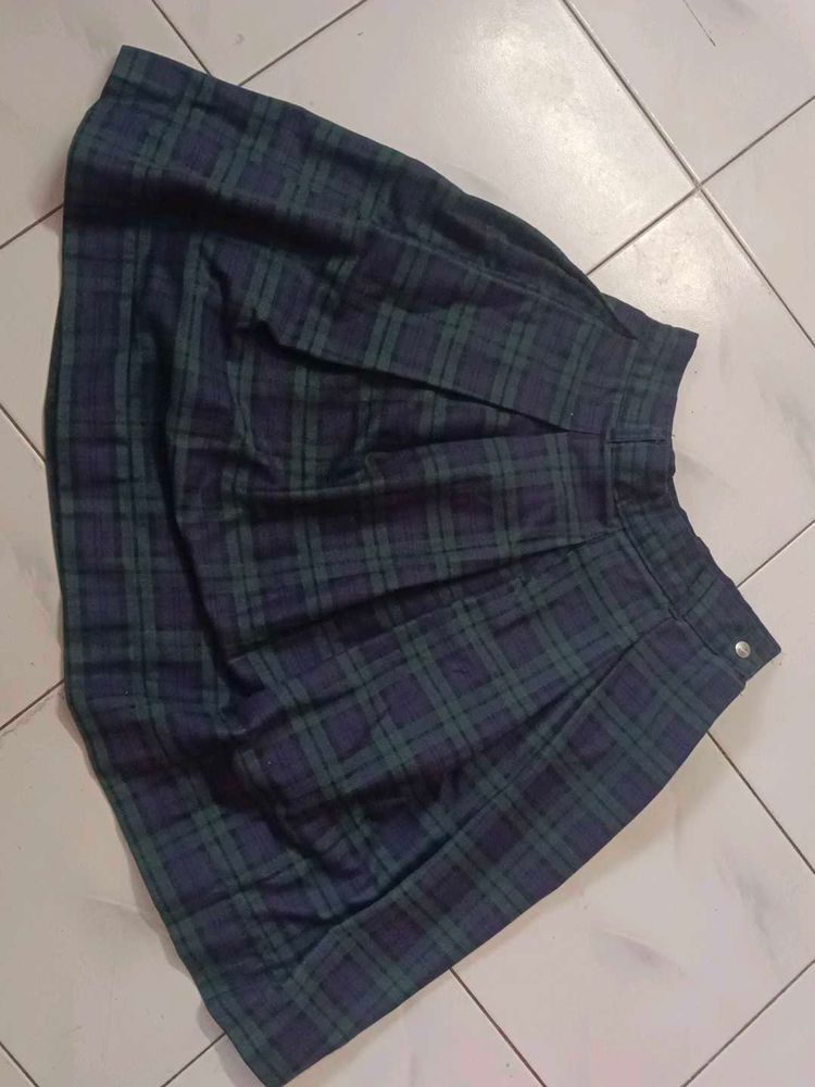 Plaid Pleated Skirt, uniform skirt 28 size