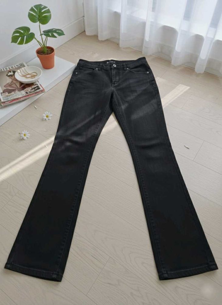 Stylish Black Stright Jeans