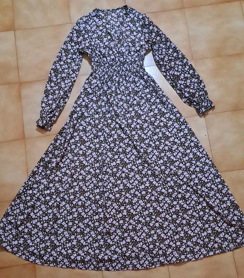 Ruffle A LINE  Dress