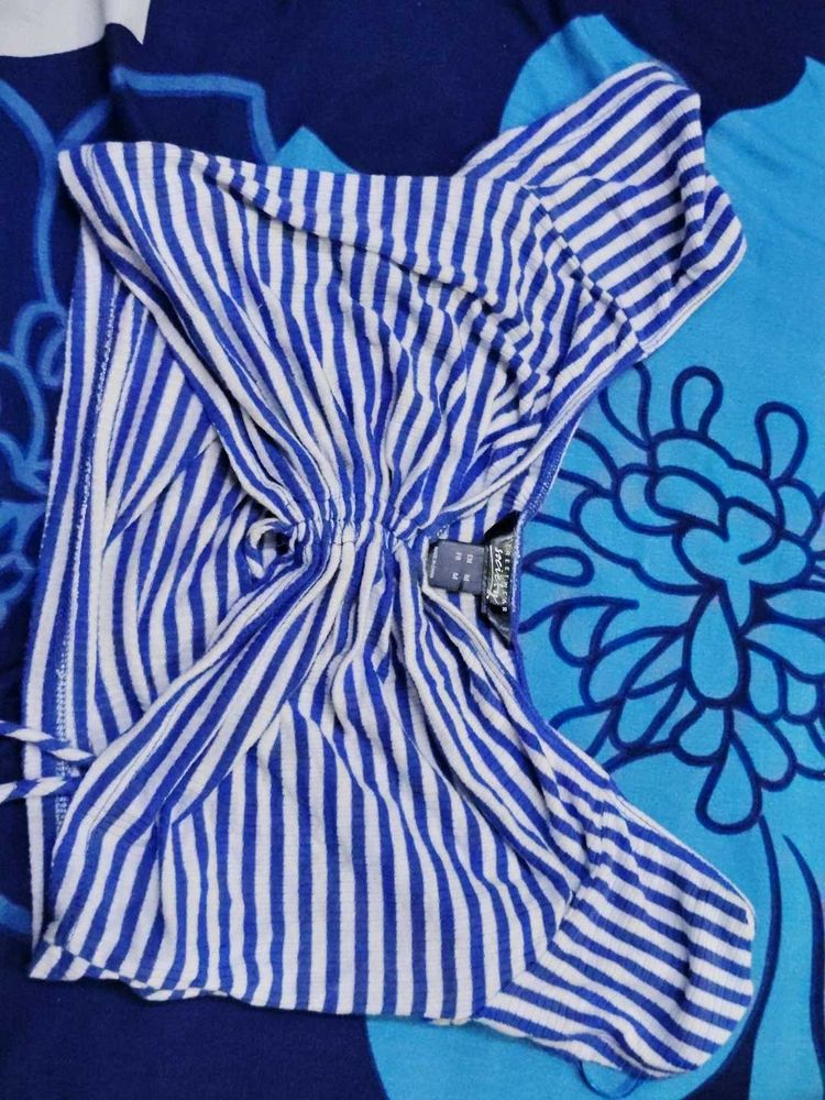KNOT CROP TOP