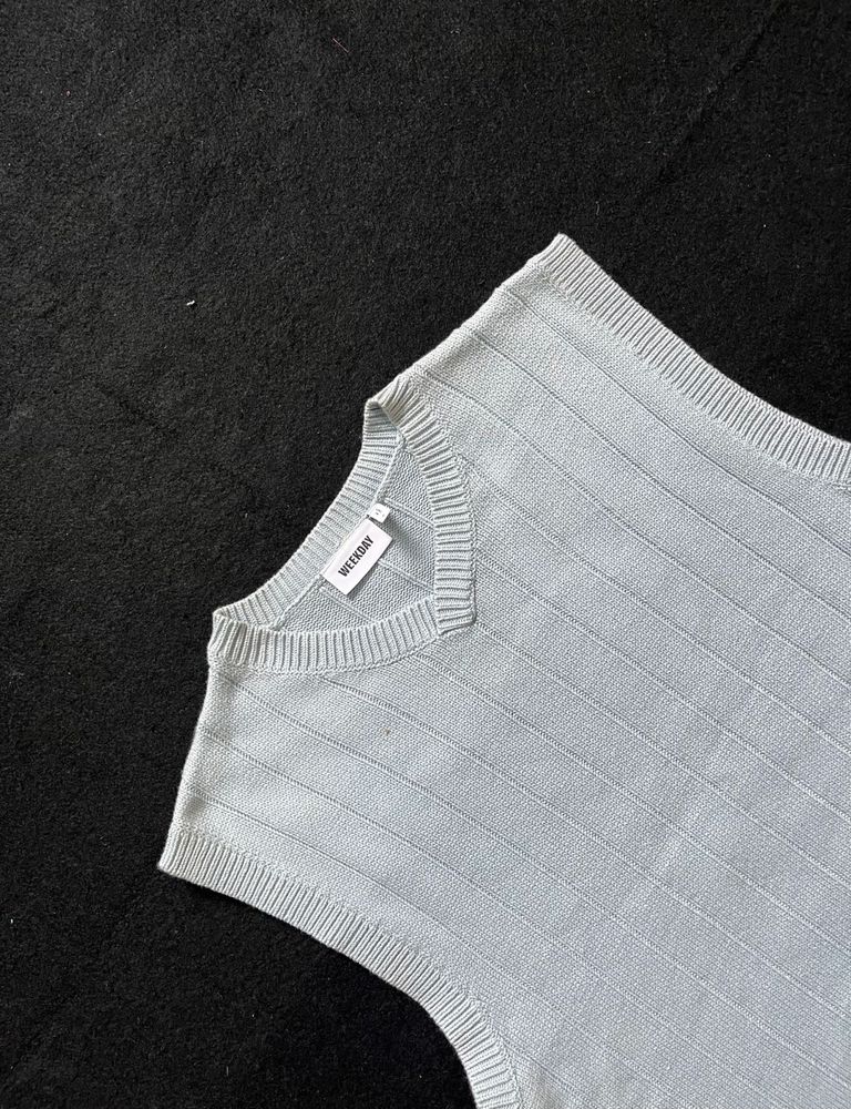 Pinterest Y2K Knitt Vest