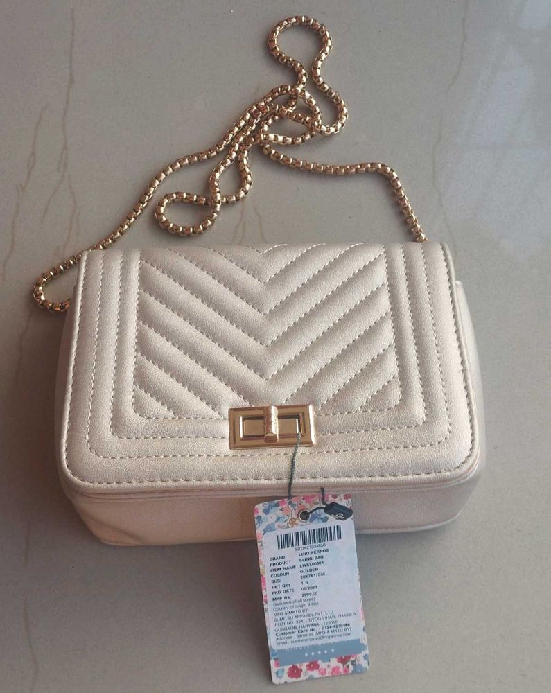 Lino perros gold toned quilted sling Bag