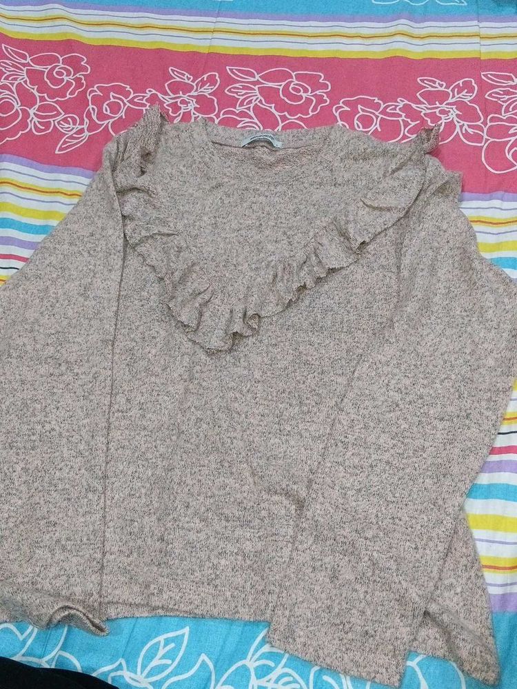 Ruffled Long Sleeve Top