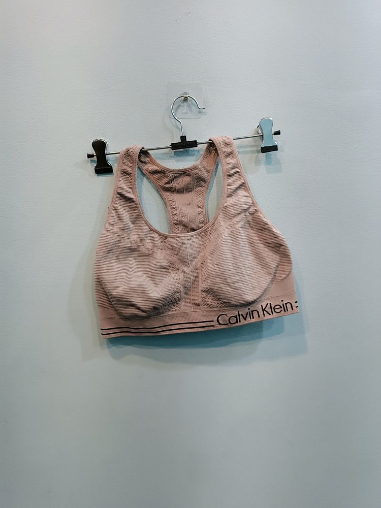 🇬🇧 Calvin Klein Imported Sports Bra