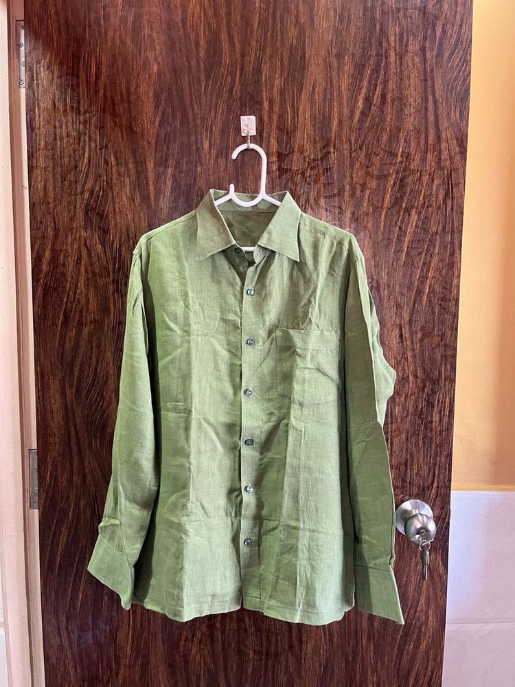 42/L Men Cotton Green Shirt
