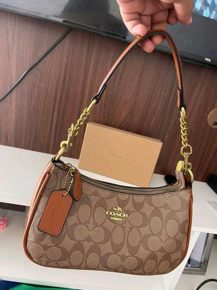 COACHTERI SHOULDER BAG 12aa QUALITY WD BOX