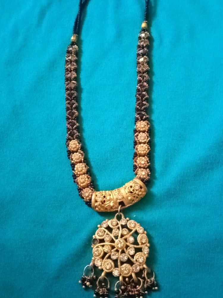 Black And Gold Combination Chain