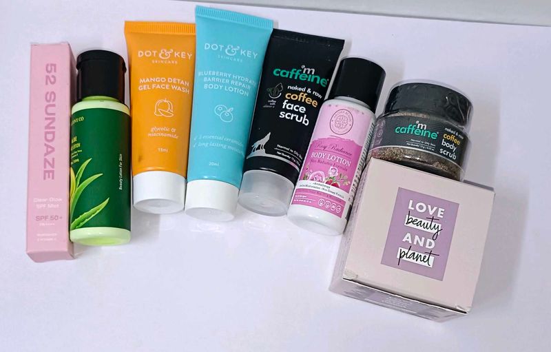 Skincare Bundle - Dot &amp; Key, Mcaffeine &amp; More