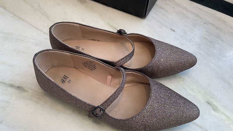 H&amp;M Glitter Ballerinas