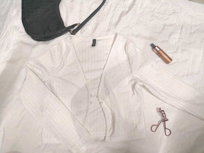 H&amp;M White Crop Top 🕊️