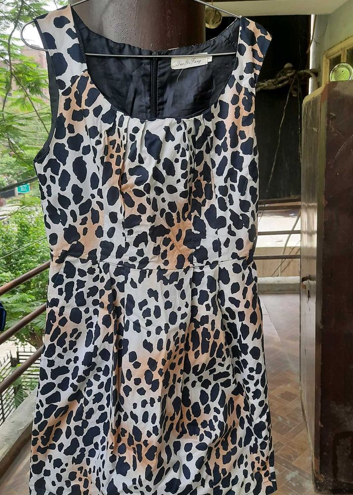 MINI DRESS (LEOPARD PRINT)
