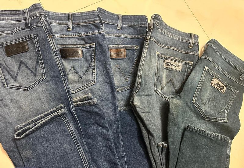 Wrangler Jeans For Upcycling