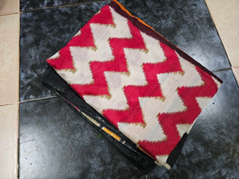 Zigzag Pattern Saree