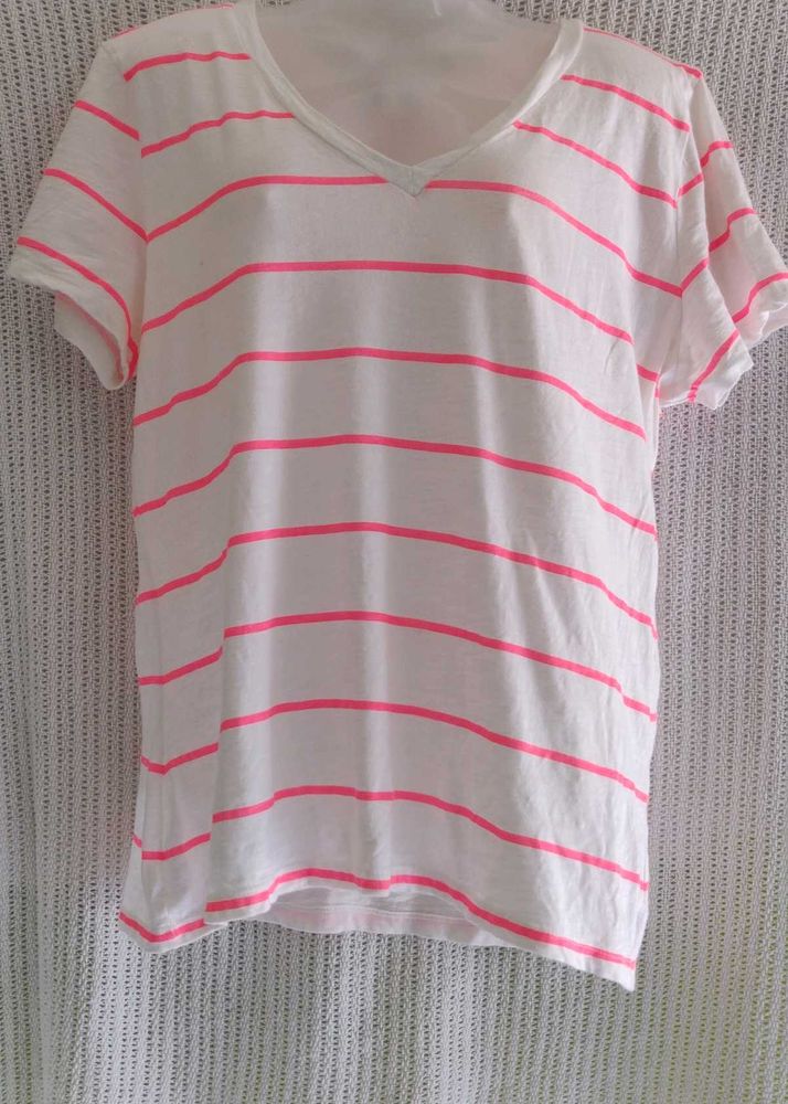 GAP Striped V-Neck Tee