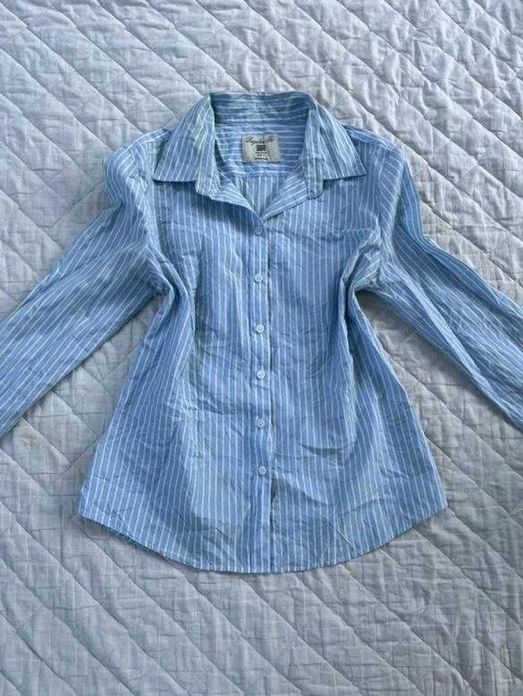 Imported Striped Button-Down Shirt🩵🩵