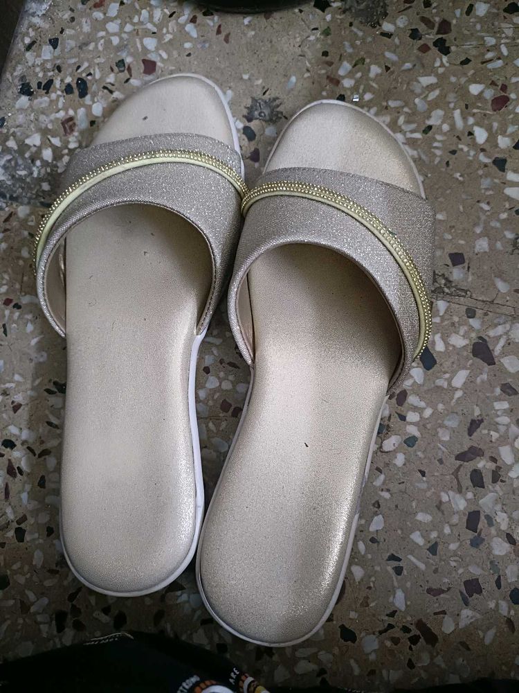 Party Wear Golden Wedges For Women In 39 Number