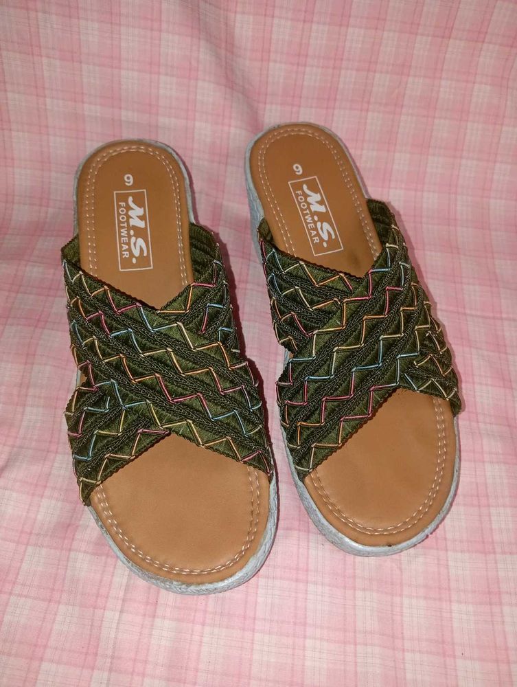 Women&#39;s Green Wedges