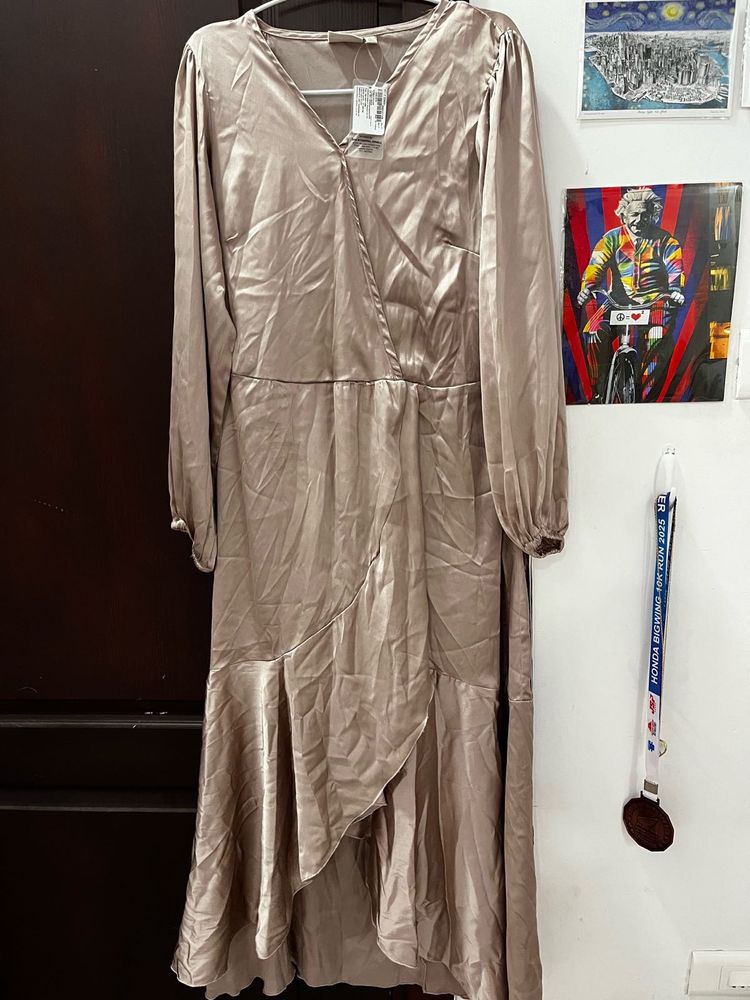 Elegant Champagne Midi Dress