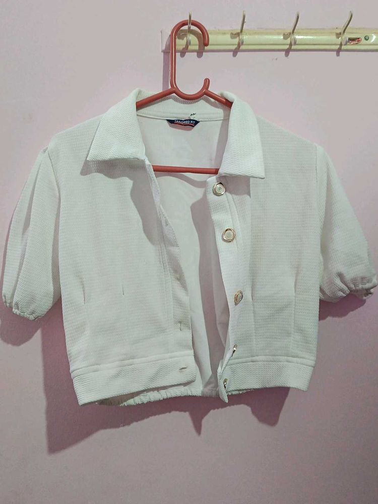 Chic White Cropped Knit Jacket w/ Gold Buttons