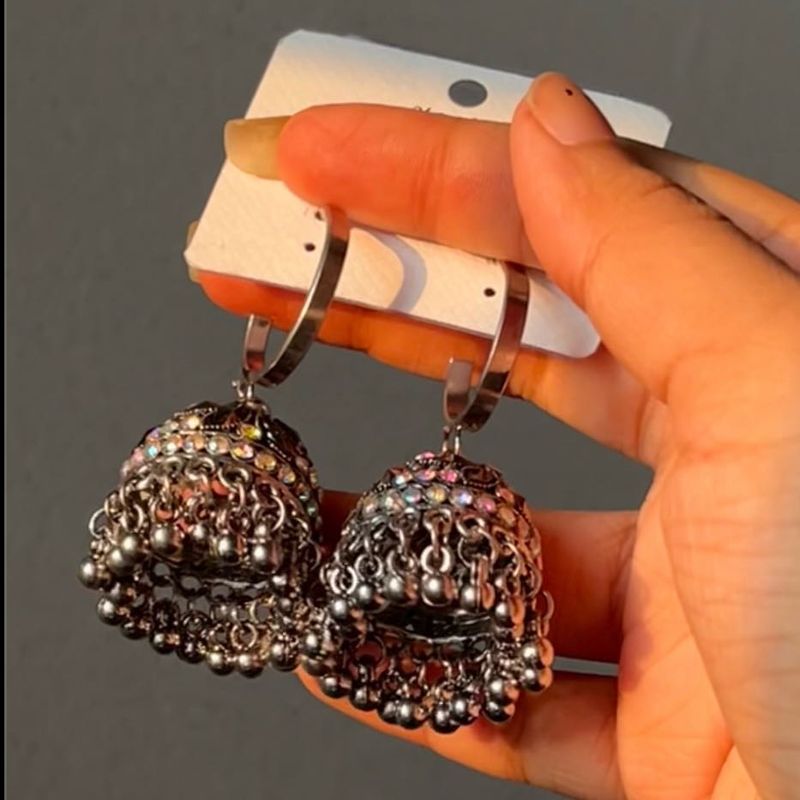 Earrings (Jhumka)