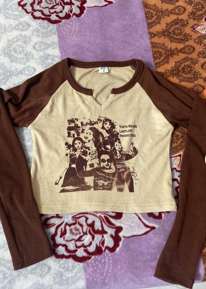 Retro Graphic Print Long Sleeve Top