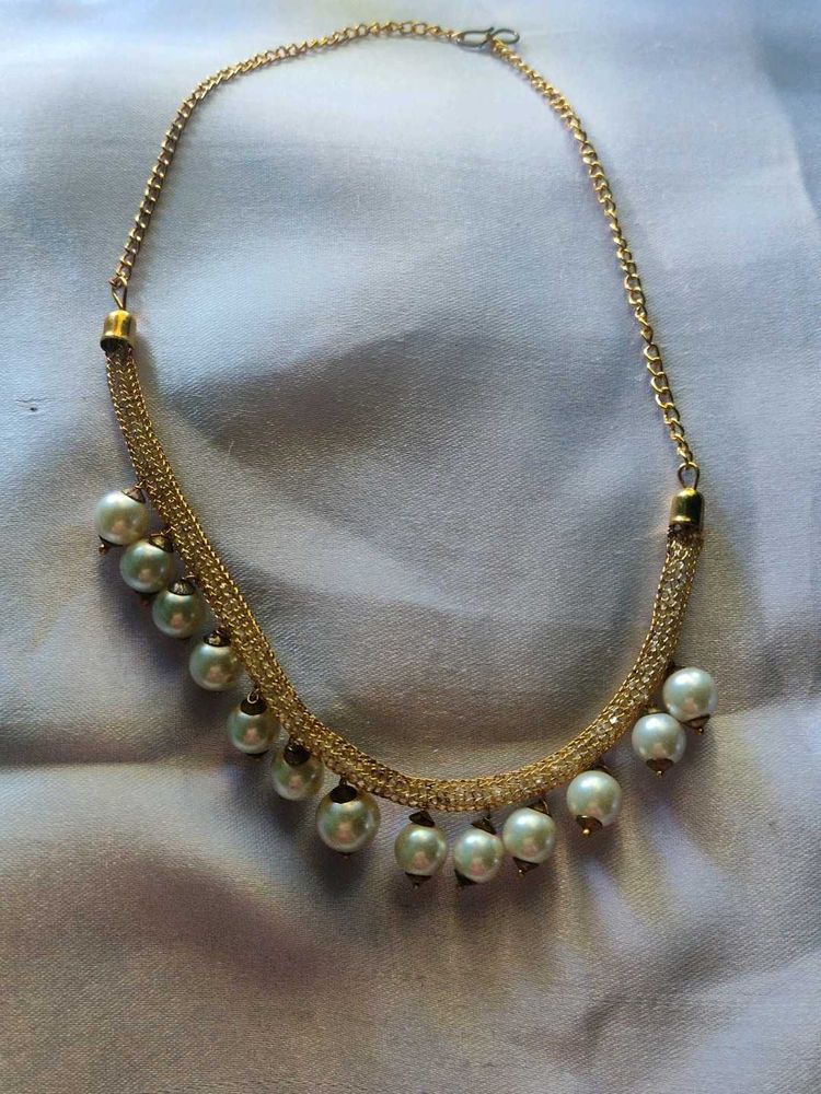 Gold Chain Pearl Necklace