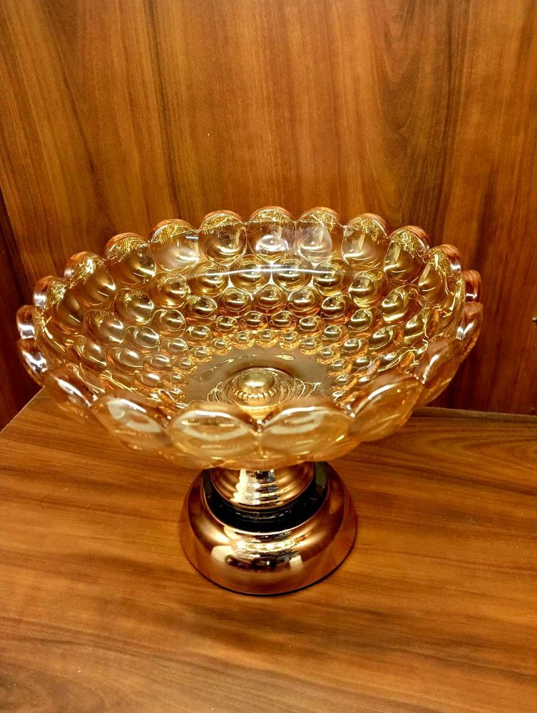 Bubble Footed Bowl.