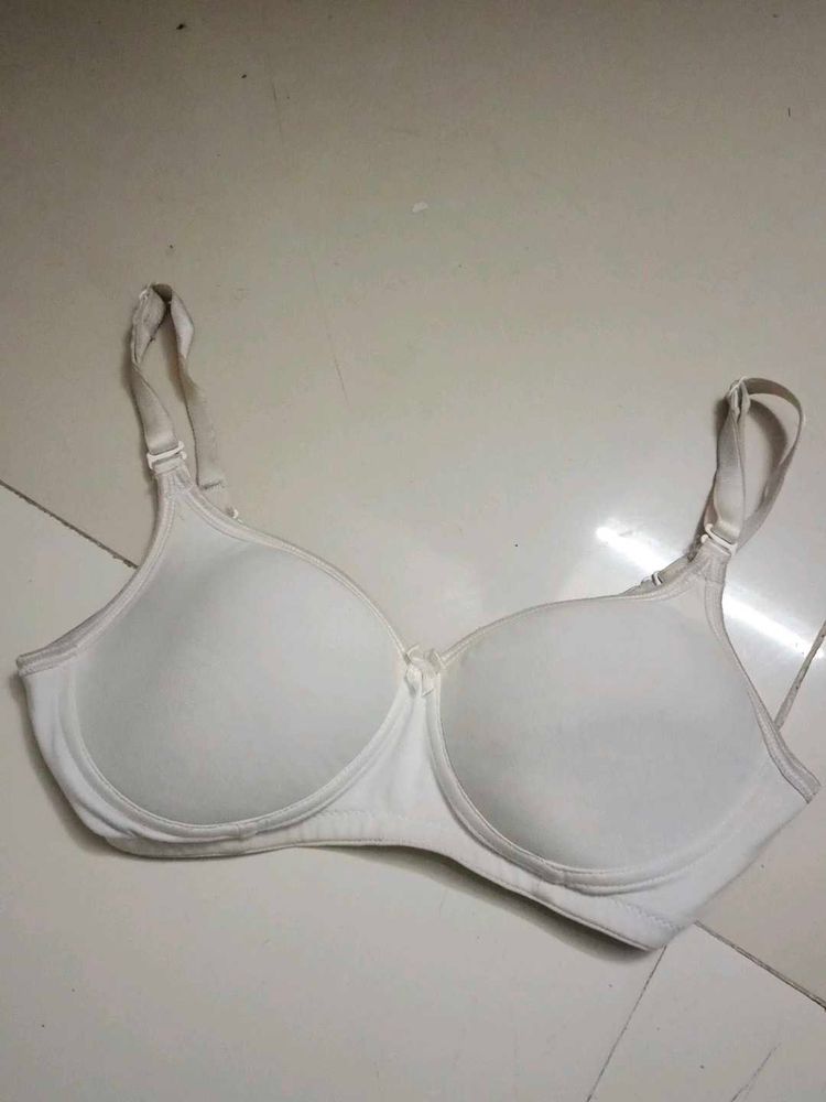 White Innerwear (Bra)