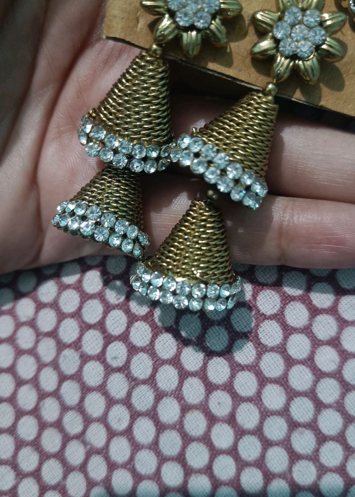 Glamorous Gold Tone &amp; Rhinestone Drop Earrings