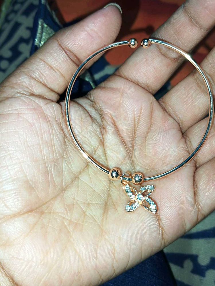 Anklet