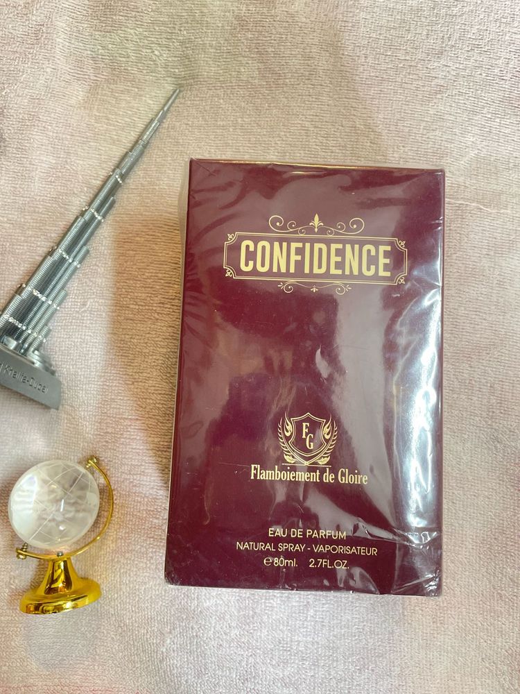 Confidence Flamboitement Gloire