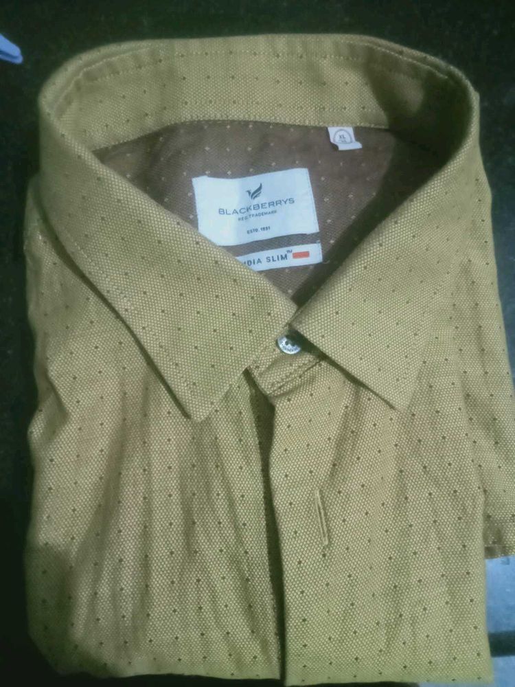 Blackberrys Dotted Shirt