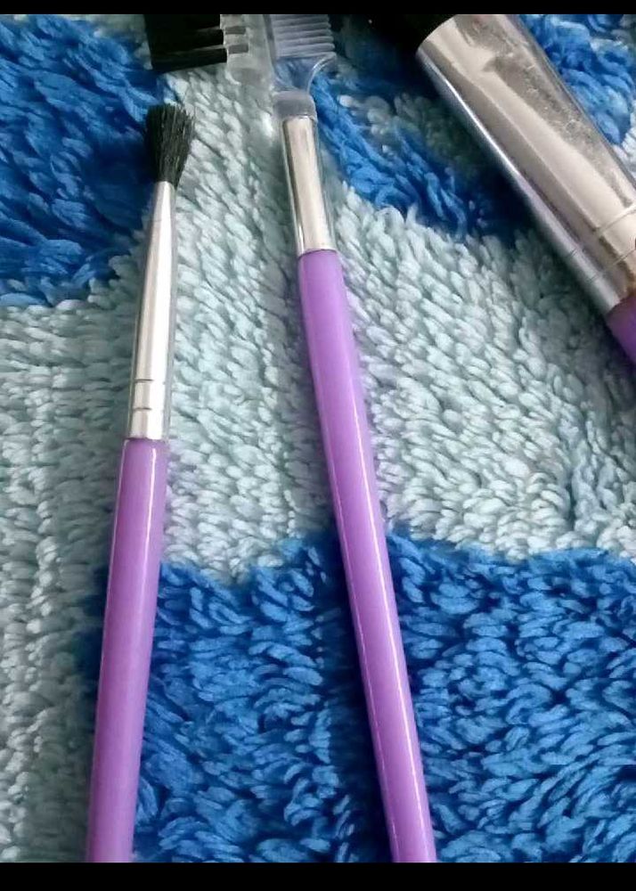 Combo offer  Set Of 4 Brushes + Purse ,+ Top Loose