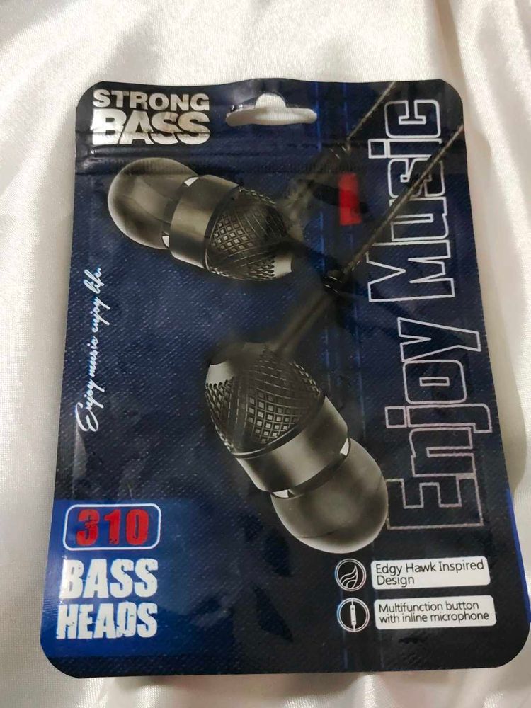 Wired Headphones