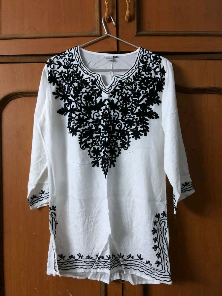 Kashmiri Kurti