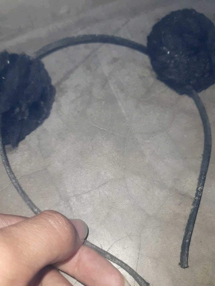 Black Hairband