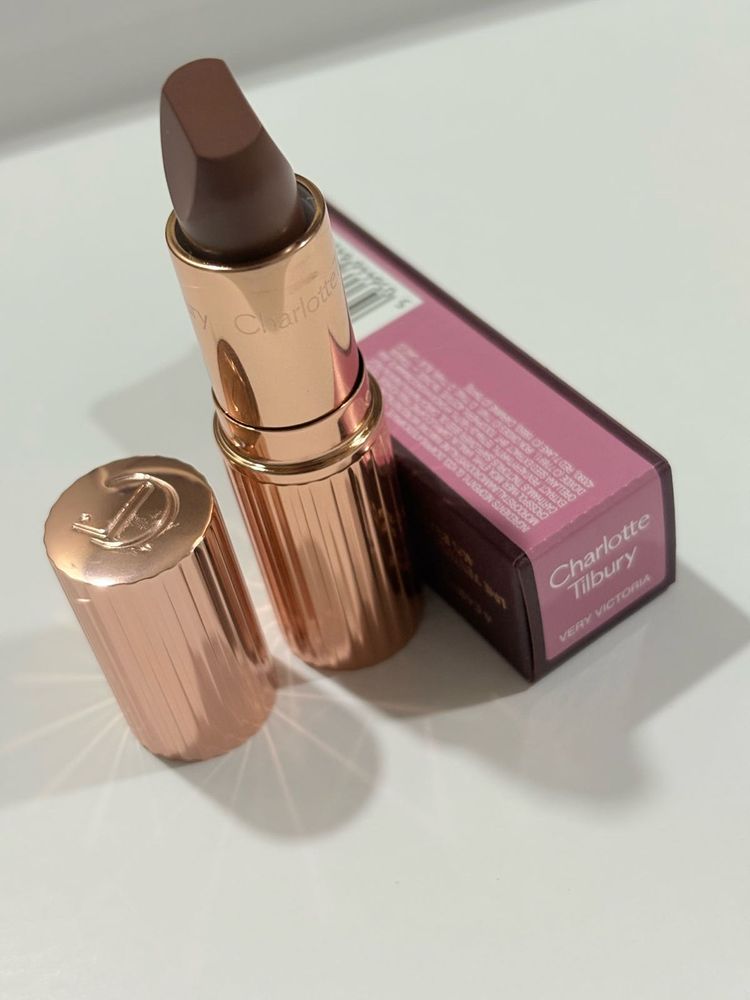 Charlotte Tilbury Pillow Talk Lipstick