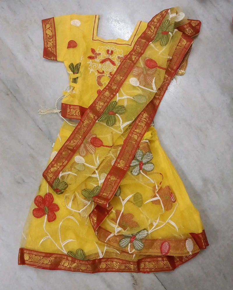 Cute Yellow Saree with blouse