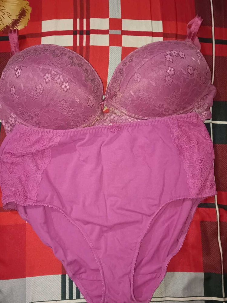 beautiful bra and panties set