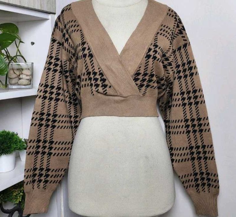 Houndstooth Wrap Cropped Sweater